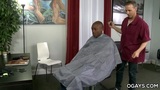 Sexo gay interracial en la barbería snapshot 3