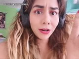 Madrasta giganta debora e seu filho pequeno - esmagamento de bunda pov snapshot 5