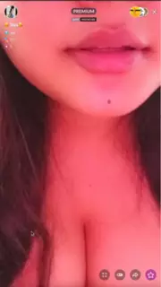 Siya en direct sur le tango - les seins d'une indienne | xHamster