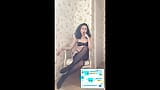 Italiaanse milf teaser in lingerie verleidt je met haar ogen snapshot 2