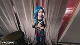 VR conk League Of Legends Jinx Una sexy teen parodia cosplay con Stevie moon nel porno HD snapshot 4