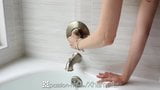 Passion -hd - pelirroja anny aurora sensual mañana en el baño anal snapshot 10