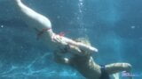 Brooke wylde potápění v bazénu snapshot 2