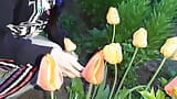 La mia ragazza ha deciso che la mia figa puzzava meglio dei tulipani - lesbiche-candys snapshot 1