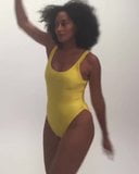 Tracee ellis ross melakukan tarian seksi snapshot 2