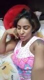 Sri Reddy - è un sabato sera .. Goditi questa signora scura snapshot 3