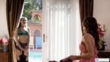 Stepmom teaching some tricks - Silvia Saige, Sera Ryder snapshot 2