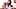 Seksowna i wysportowana laska używa plastikowego patyczka miłości na swoim wilgotnym biszkopcie z wąsami