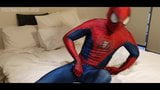 Gut aufgehängt, Spiderman schießt massives Netz snapshot 5