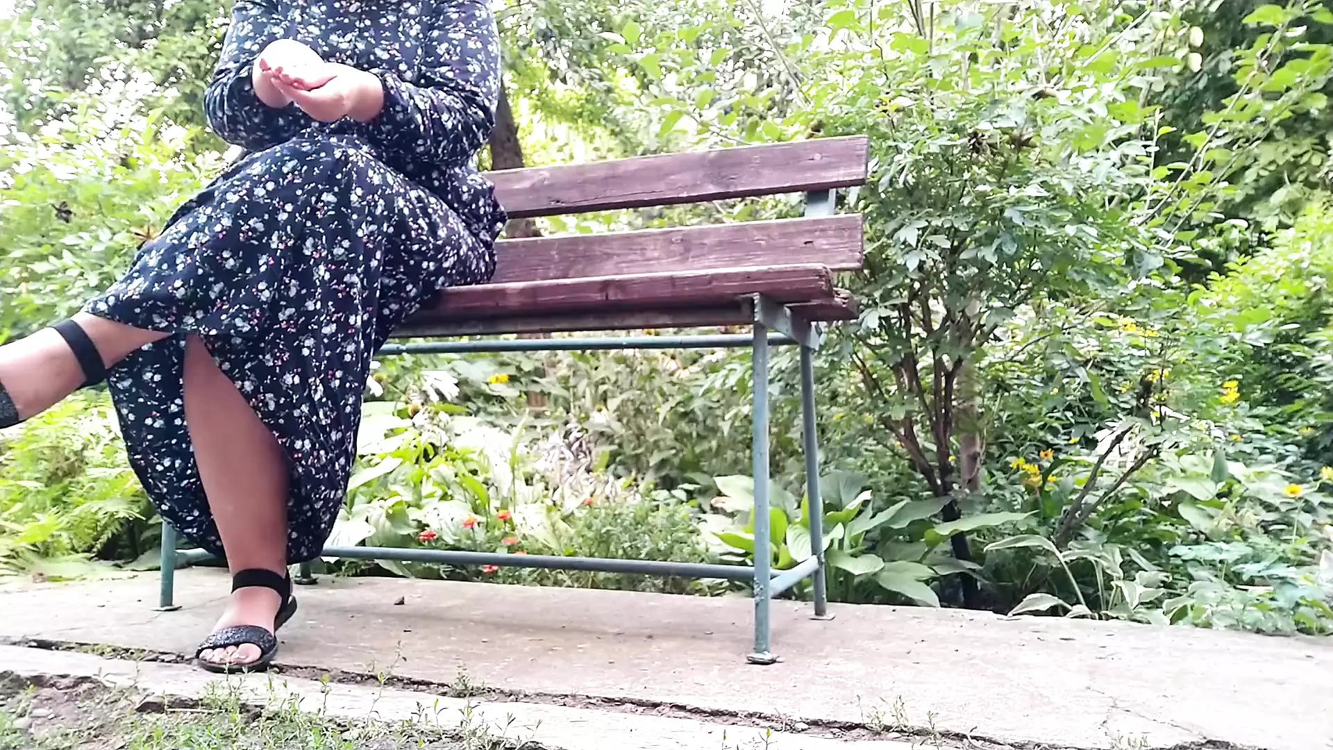 handjob-outdoors-in-the-park-with-my-mother-in-law-turned-into-a