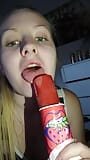 Een popsicle likken snapshot 1