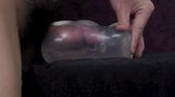 脈動する透明なマンコのおもちゃ側面に射精 snapshot 6