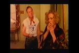 जेनिफर एहले जाँघिया में कंडोम. साइड व्यू एक प्यारा मिश्रण snapshot 15