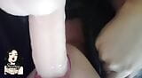 Geile en zuigende dildo snapshot 7