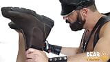 Bearfilms dominante oso steve sommers barebacks john pucker snapshot 17