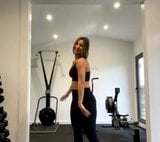 Frankie Sandford AKA Frankie Bridge in her sexy workout gear snapshot 5