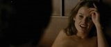 Alice Eve aux seins nus snapshot 4