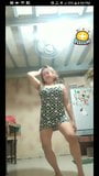 Filipina MILF dancing live snapshot 2