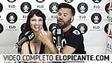 JOHA BETTINA MUESTRA LAS TETAS EN EL CUARTO PICANTE DE ELO PODCAST snapshot 4