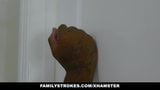 Familystrokes - hijastra chupa la madera de la mañana del padrastro snapshot 8