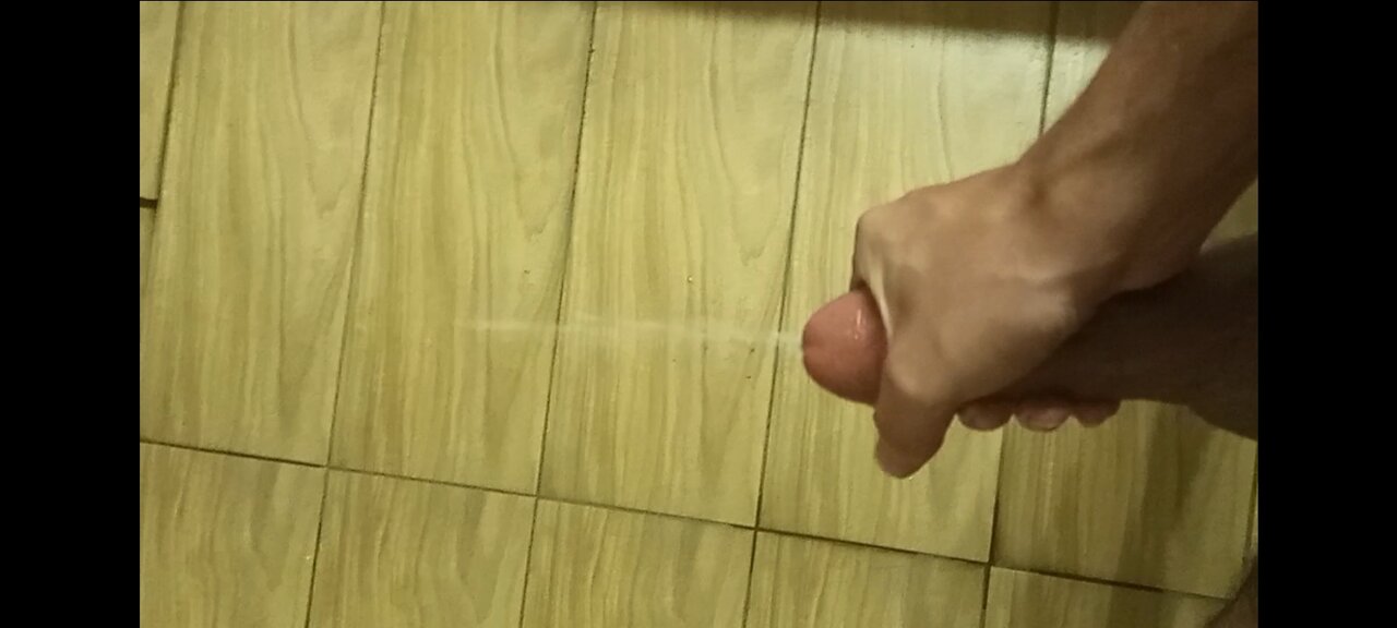 Teen(18+) huge cumshot and masturbation video
