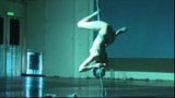芭蕾舞女演员 shibari 自我束缚和悬浮 snapshot 8