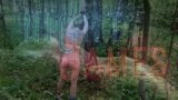 小柄な女の子が木に縛られながらスパンキングされながら大声で叫ぶ snapshot 1