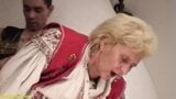 Une mamie de 86 ans se fait baiser brutalement par une bite moche snapshot 12