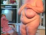 Horny Plumper Doing Housework snapshot 7