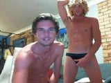 2 surfistas heterossexuais jogam snapshot 10