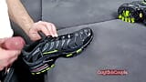 Cheirando e fodendo tênis Nike TN Air Max Plus snapshot 9