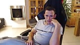 Cute German twink boy jerks off and cums live on CAM4 snapshot 4