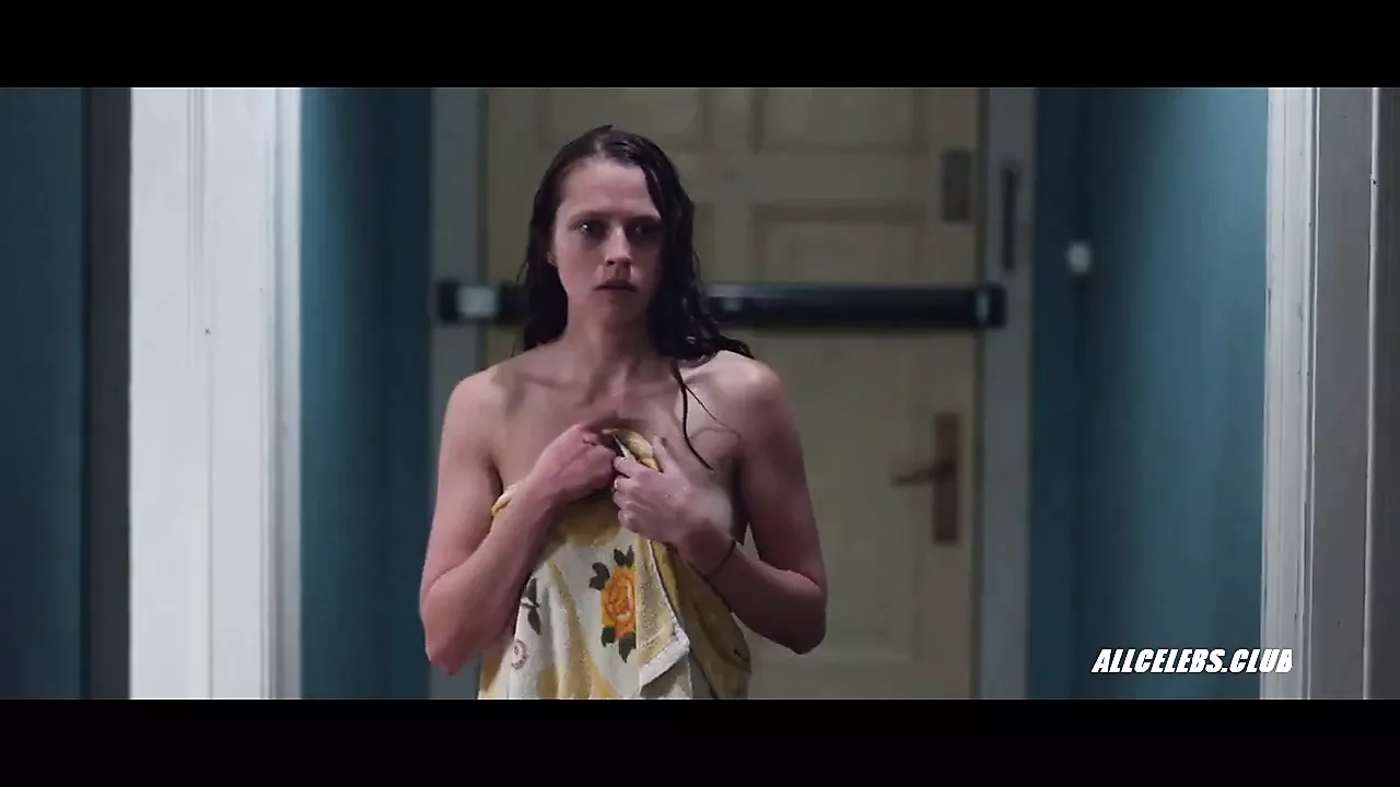 Berlin syndrome nude scenes