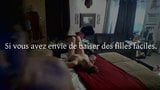 Jeune couple etudiant heureux au lit snapshot 1