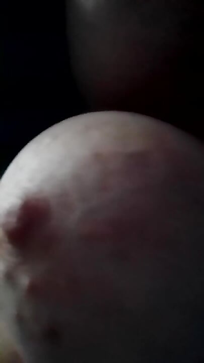 Shaking boobs again