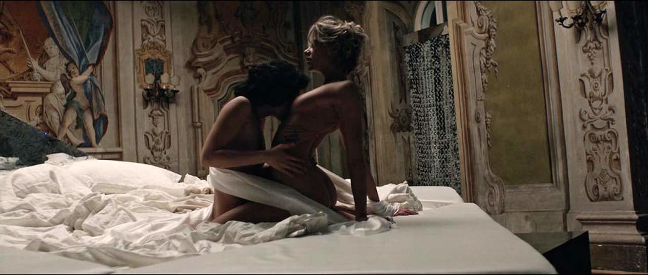 Analeigh Tipton Nude Lesbian Sex Scene On ScandalPlanetCom