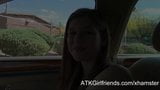 Le das a Lara Brookes un creampie y te corres en sus axilas peludas snapshot 1