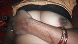 Desi indian soniya bhabi rub her body snapshot 4