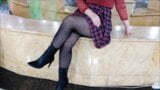 Nylon legs at the mall snapshot 3