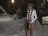 Divertimento nel sesso invernale sulla neve snapshot 10