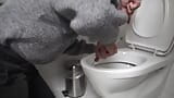 Mistress' toilet attendant! snapshot 1