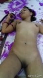 Chut chudwati Desi bhabhi ka video snapshot 4