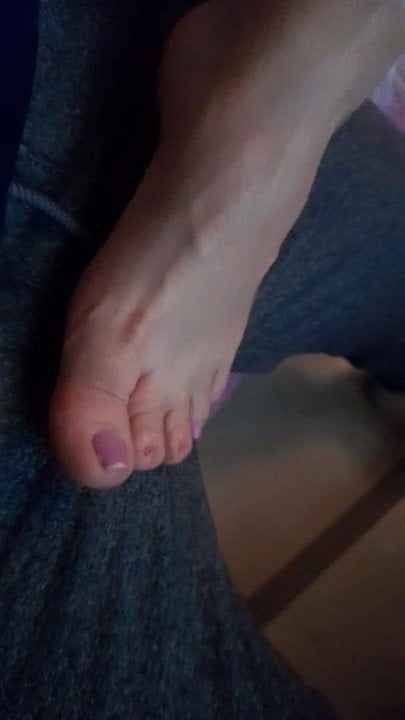 ricos pies de mi vecina