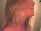 Blonde Schlampe auf tollem selbstgedrehtem Blowjob snapshot 3