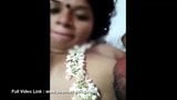 Große Brüste Suman Bhabhi mit Ehemann, Freundin küsst Teil -3 snapshot 2