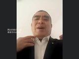 Papa chinois en costume en solo 15 snapshot 1