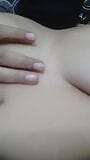 Sexy Ehefrau allein zu Hause fingern snapshot 6