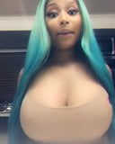Nicki Minaj Huge Tits snapshot 4