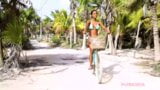 Putri Cinta in El Cuyo Film snapshot 2