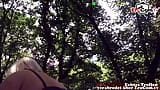 Německá baculatá blonďatá milfka sebrala a šukala na veřejnosti snapshot 17